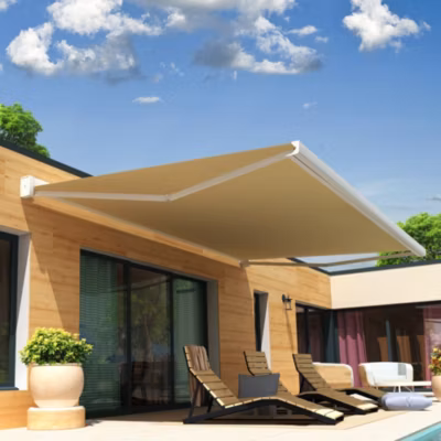 Store banne coffre intégral SOA 5,00×3,50 M (Manuel – Armature blanc – Toile écrue)