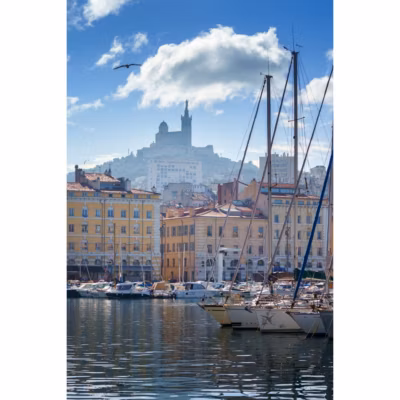 Tableau sur toile marseille – voiliers et notre-dame de la garde 30×45 cm Fabriqué en France