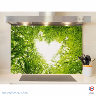 Crédence cuisine fond de hotte cœur et forêt – Verre trempé – L 90 cm x H 70 cm – MaCrédenceDéco