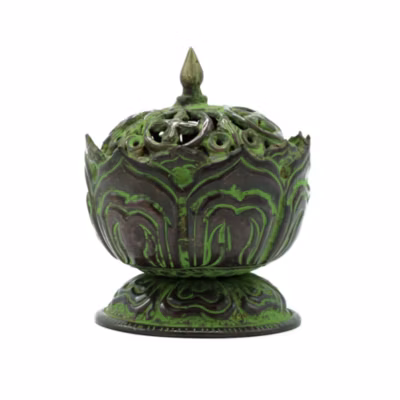 brûleur d&rsquo;encens tibétain vert-de-gris en laiton – petit lotus- vendu par 1
