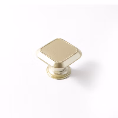 Bouton en Zamak finition dorée mat, dimensions: 30x30x22mm-