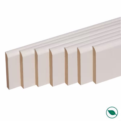 lot de 7 plinthes bord arrondi MDF revêtues blanc 2200 x 50 x 10 mm