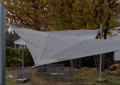 Voile de jardin Triangulaire 5x5x5m Imperméable Graphite Solaria Maanta