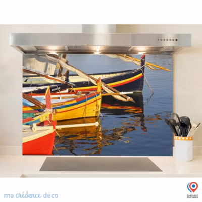 Crédence cuisine fond de hotte Pyrénées-Orientales, port de collioure – L Verre trempé x H 90 cm – MaCrédenceDéco