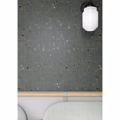 Carreau Premium pour mur effet Terrazzo. Terrazzo Grafito Mat. 7,5×30 cm.