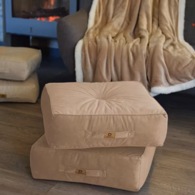 Pouf en velours 50 x 50 x 14 cm ensemble de 2 – gris clair