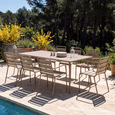 Ensemble table de jardin et 8 fauteuils en métal taupe  Palavas  Oviala
