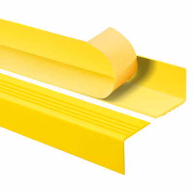 Nez de marche PVC 50×42 mm QUEST, profil autocollant antidérapant – 100 cm, jaune